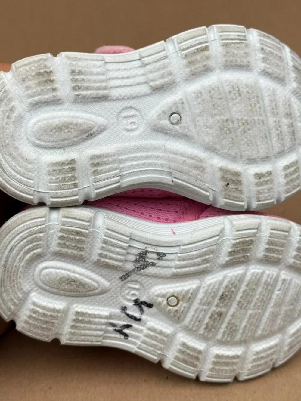 Toddler Girls Bellanie Pink Athletic Sneakers Size 3 Needs Cleaning